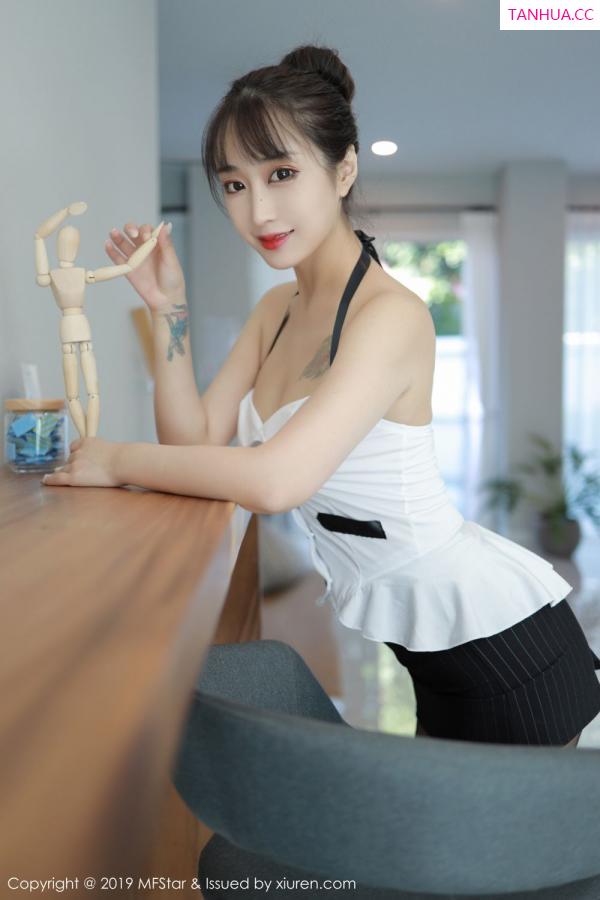 林子欣  [MFStar]高清写真图 2019.12.05 VOL.238 Betty林子欣第10张图片